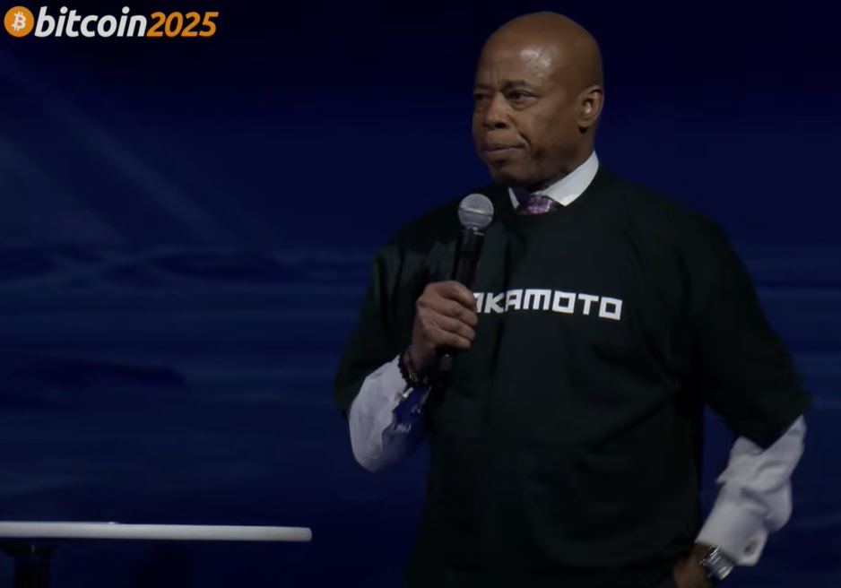 NYC Mayor Eric Adams Champions Bitcoin Bond, Calls for End to BitLicense